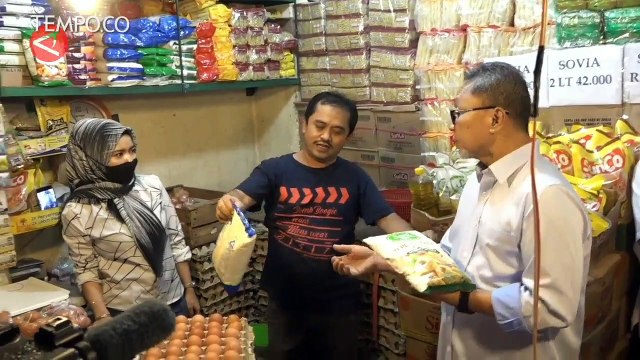 Pedagang Minyak Goreng dapat Hadiah Umrah dari Mendag Baru