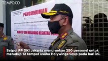 Momen Satpol PP DKI Jakarta Segel 12 Outlet Holywings di Jakarta