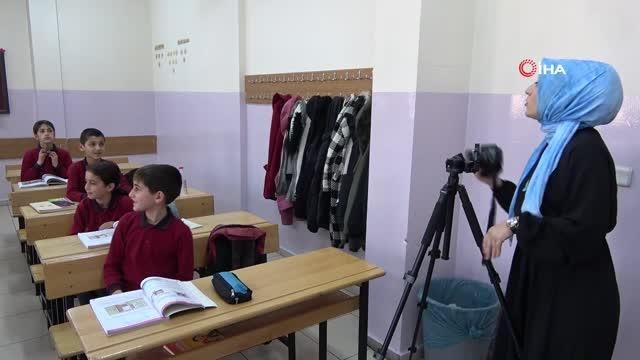 50 öğretmenin görev aldığı 'Benim Adım Öğretmen' klibi büyük beğeni topladı