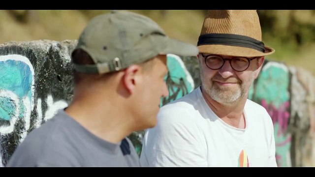 Tout pour être heureux ? Un voyage inédit au cœur des familles Bande-annonce VF