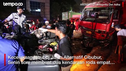Ringseknya Motor dan Truk Pertamina Akibat Kecelakaan di Alternatif Cibubur