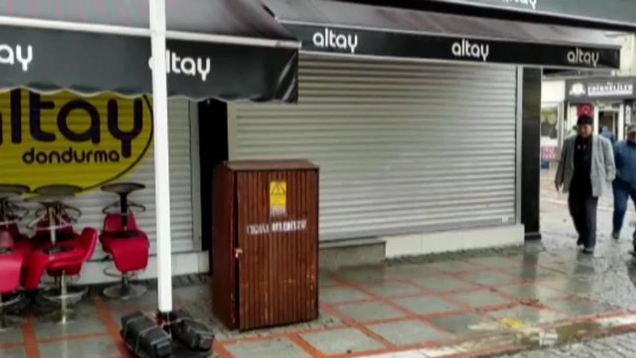 Edirne Esnaf Odaları Başkanı Cingöz: "Bulgar Turistler İçin Gelip Dükkan Açan Bazı Esnaf İş Yapamadığı İçin Kapatmak Zorunda Kalıyor"