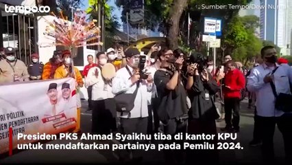 Meriahnya Kantor KPU saat PKS Daftar Pemilu 2024 Pakai Palang Pintu