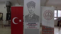 404 öğretmen imzalarıyla Atatürk portresi oluşturdu