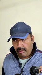 गिरफ्तारी के बाद भी चेहरे पर हंसी, हाथ हिला अ​भिनंदन