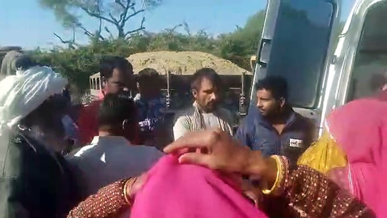 ख्वाजा की जियारत कोपैदल अजमेर जा रहे यात्रियों को पिकअप ने मारी टक्कर, महिला की मौत