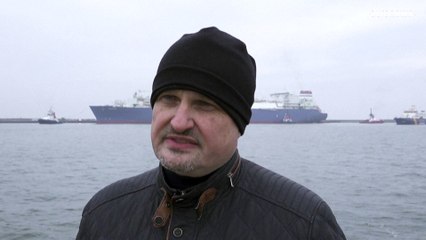 Llega a Alemania el primer barco de regasificación de gas natural licuado