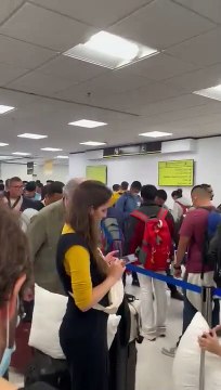 Ciro Gomes é hostilizado em aeroporto de Miami: Se aliou a bandido do PT