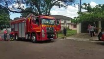 Corpo de Bombeiros é acionado para combater incêndio em edificação no Maria Luiza