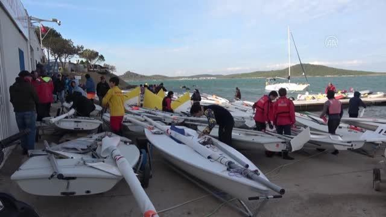Yelken Ligi ILCA 1. ayak mücadelesi Balıkesir'de başladı