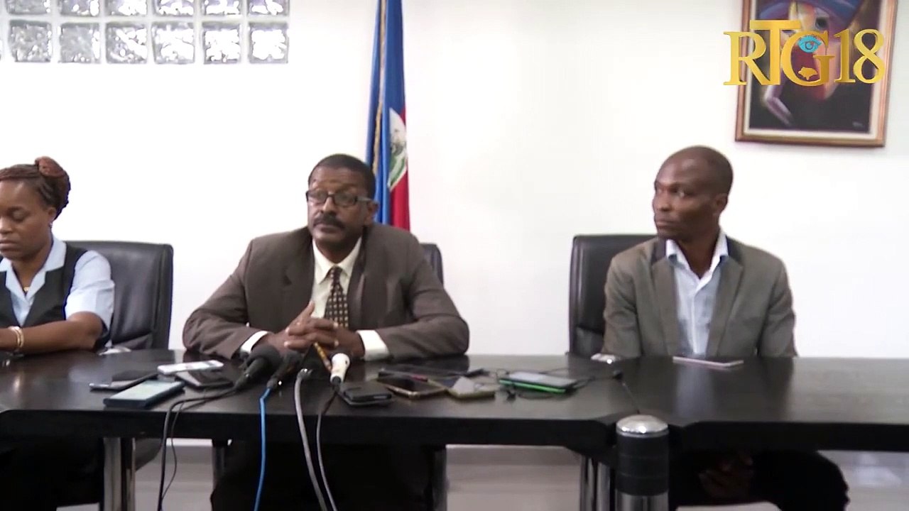 Plizyè direktè lekòl piblik ak prive mande leta sibvansyone paran yo pou timoun yo rantre lekòl la.