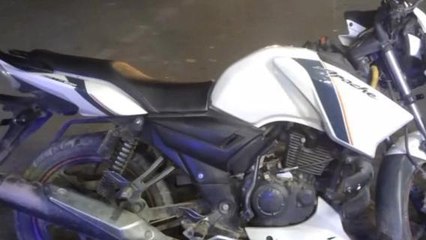 बिग ब्रे‍किंग: चकमा देकर फरार हुआ अपराधी, लूटी गई बाइक को पुलिस ने किया बरामद