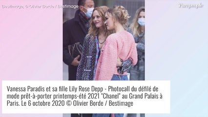 "Pleurer sur le canapé de ton père" : Lily-Rose Depp atomisée par une top model exaspérée par la "fille de"