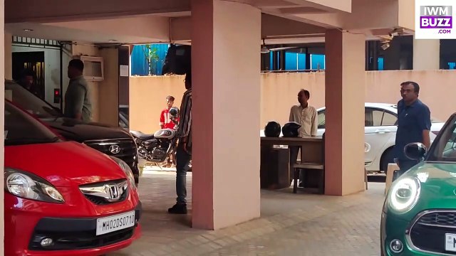 Kartik Aaryan Spotted At Sanjay Leela Bhansali's Office