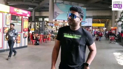 Aamir Khan, Yami Gautam & Neha Bhasin Spotted At Airport