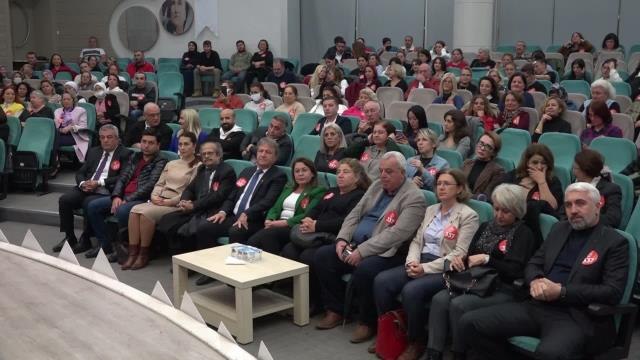 Bornova, Kadına Yönelik Şiddete 'Dur' Dedi. Gülizar Biçer Karaca: Son 20 Yılda Kadın Hakları ve Özgürlükler Konusunda Geriye Gittik