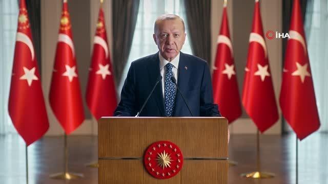 Cumhurbaşkanı Erdoğan: Büyük ve güçlü Türkiye'yi inşa edene kadar durmayacak mücadelemizi kararlılıkla sürdüreceğiz