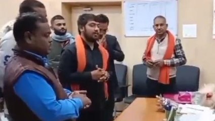 सीधी : गौशालाओं की समस्या को लेकर शिवसेना ने साधा निशाना, देखिए ये रिपोर्ट