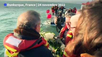 A Dunkerque, hommage aux 27 migrants morts noyés il y a un an