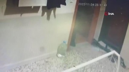 Bağcılar'da 2 adrese uyuşturucu operasyonu: 6 gözaltı