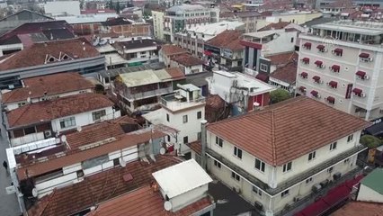 Dron - Depremde yıkılan iş yerinin enkazı kaldırılıyor