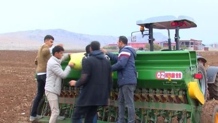 ERGANİ'DE LİSE ÖĞRENCİLERİ HEM OKUYACAK HEM ÜRETİME KATKI SUNACAK