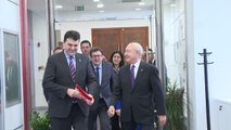 Demokrat Parti Genel Başkanı Gültekin Uysal, CHP Genel Başkanı Kemal Kılıçdaroğlu'nu ziyaret etti (2)