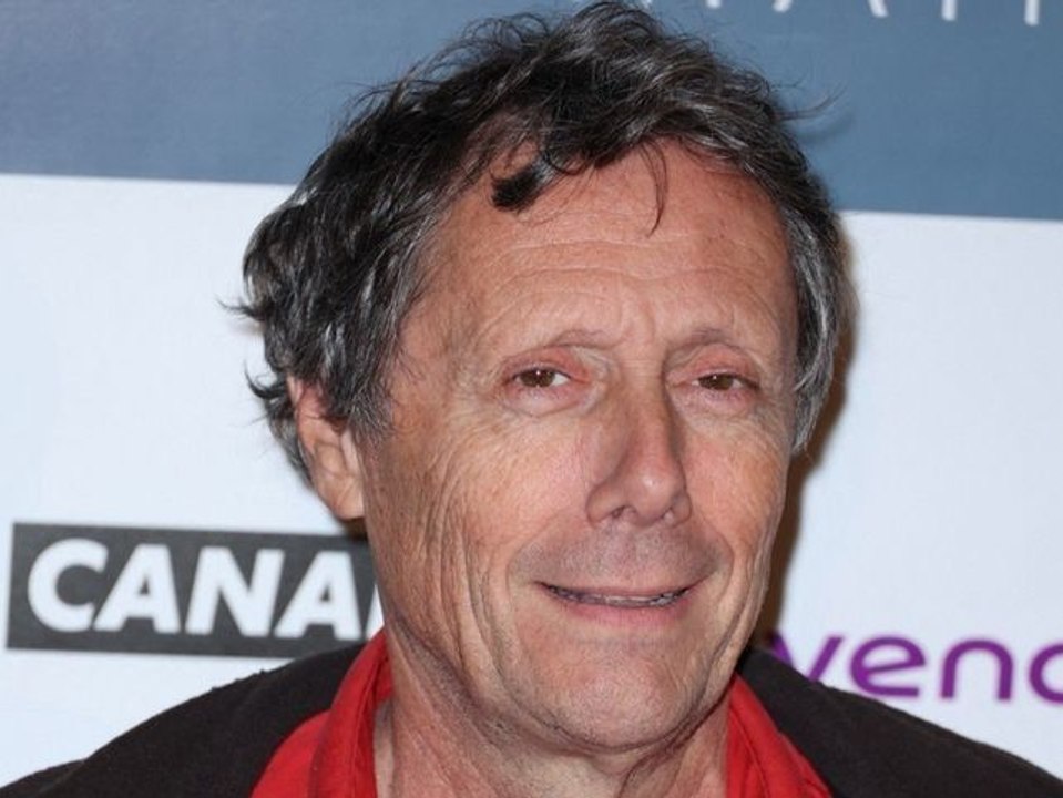 "Les choses se sont corsées…" : Grosse galère pour Antoine de Maximy lors du dernier tournage de "J’irai dormir chez vous"