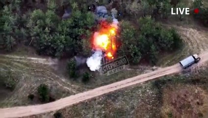 Russian Msta-B 152mm towed howitzer was destroyed by a M982 Excalibur of the Ukr