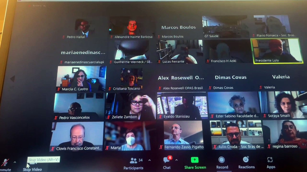 Lula diz que vai cobrar apoio de evangélicos a vacinas ou responsabilizará igrejas por mortes