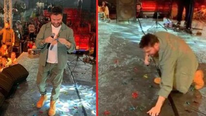 Sinan Akçıl, "Yoruldum, enerjim kalmadı" deyince sahneye bakın ne fırlattılar! Yerden alıp ağzına attı