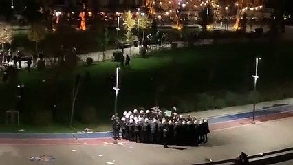 Şiddete karşı ses çıkarmak isteyen kadınlar gözaltında