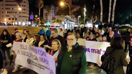 500 manifestantes en Palma en la marcha contra la violencia machista