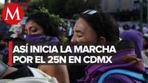 Mujeres llegan a la glorieta de las mujeres que luchan para la manifestación del 25N