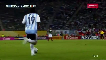 Goles mundialistas de Argentina a México: los "bombazos" de La Fiera Rodríguez y Carlitos