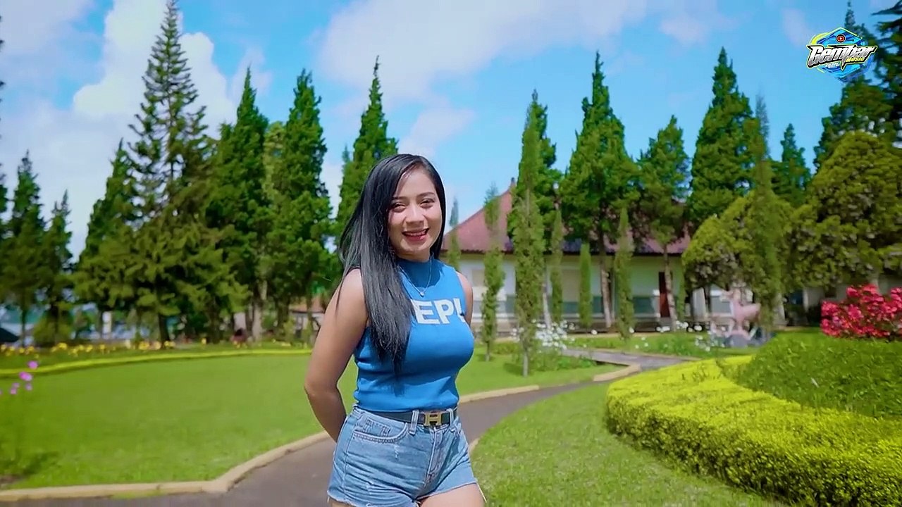 DJ TERBARU REMIX FULL BASS VIRAL TIKTOK PALING MANTAP 2022 ! (GEMPAR MUSIC)