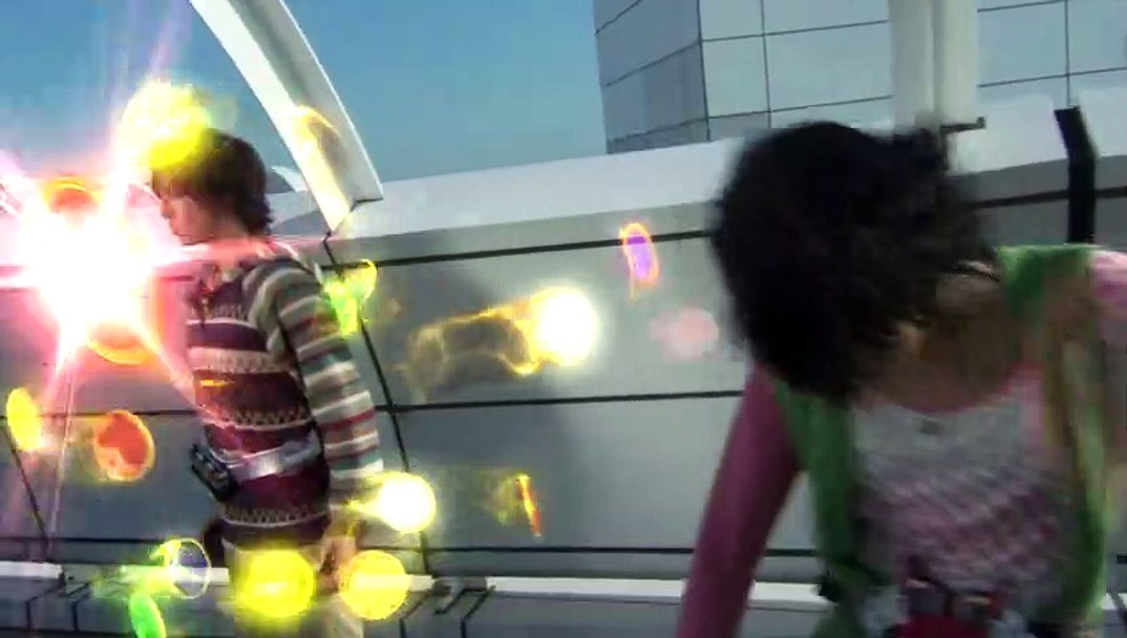 Kamen Cavalier × Kamen Rider OOO & W Avec Skull: Film War Core Bande-annonce (EN)