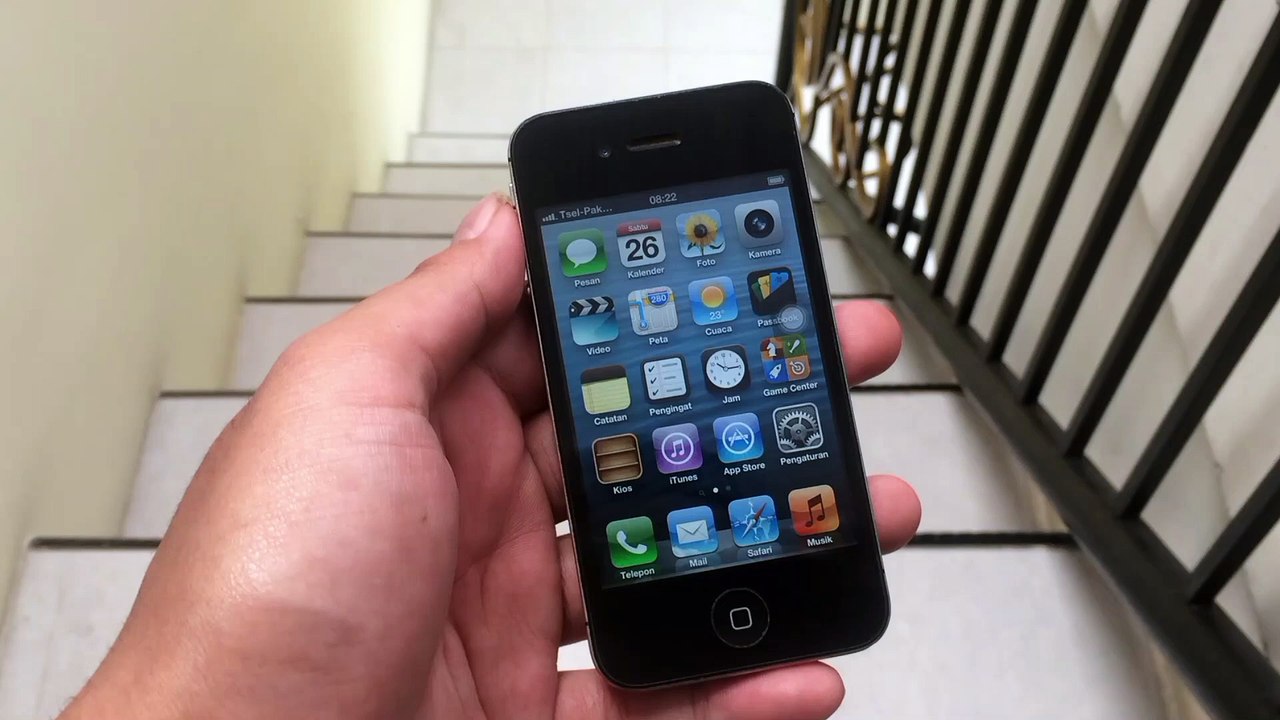 Koleksi HP Jadul Lucu Juga Ya | iPhone 4s iOS 6.1 16GB
