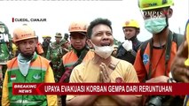 Detik-detik Satu Jenazah Ditemukan Saat Keluarga Korban Gempa Cianjur Ikut Dalam Pencarian!