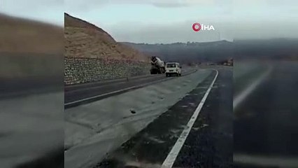 Sürücüsüz beton mikserinin inanılmaz kazası kamerada