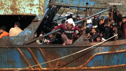 La Comisión Europea elabora un plan de "búsqueda y rescate" de migrantes en el mar