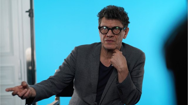 VOICI - Arrête de me casser la co*uille... : Marc Lavoine se fait surprendre à la radio lors d'une étrange conversation