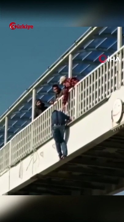 İntihar Girişimine Şoförün Sözleri Damga Vurdu: Gelin İntihar Var İzlersiniz #shorts #van #intihar