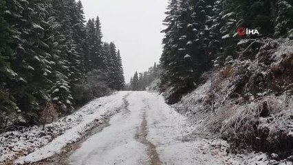 Sarıçiçek Yaylası beyaz örtüyle kaplandı