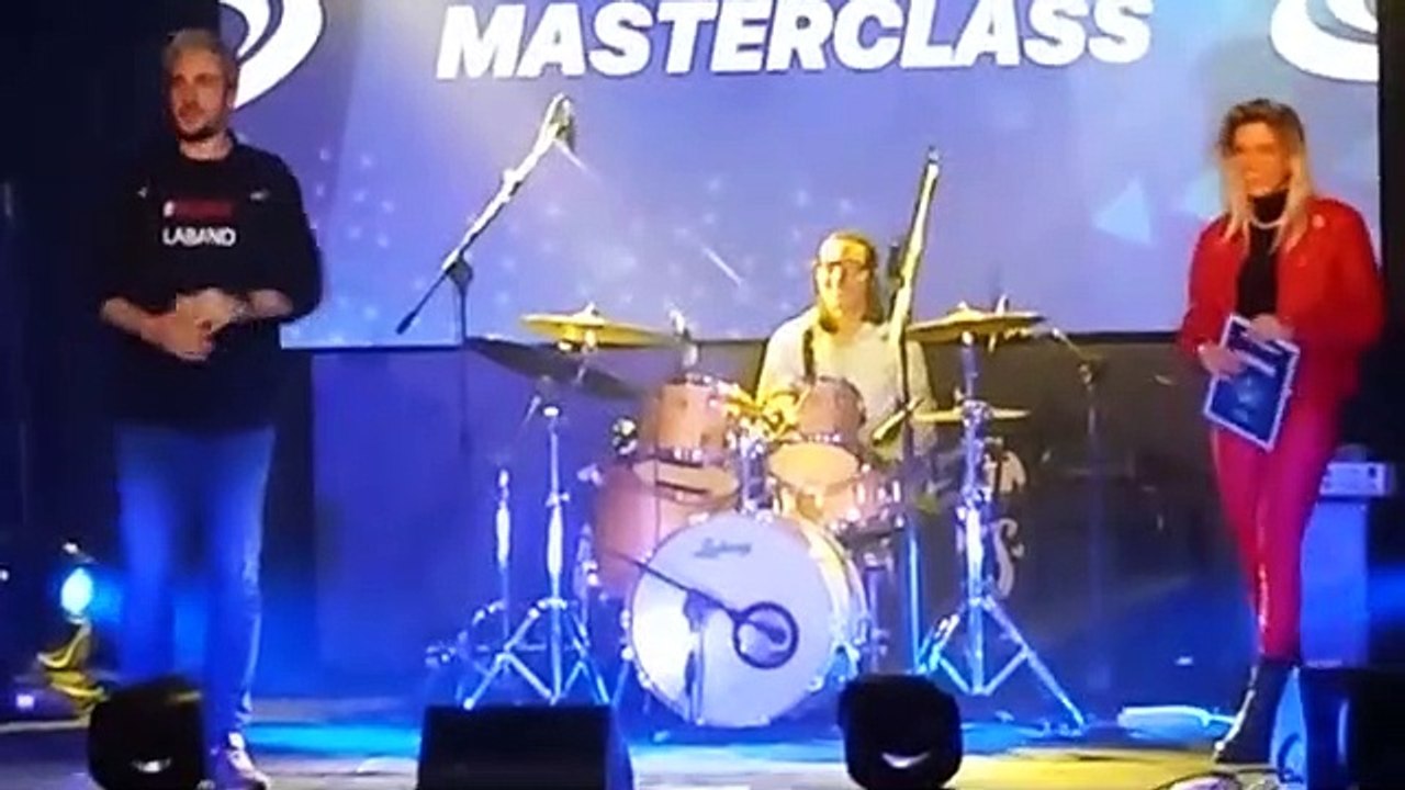 Lipari, il giovane batterista Bartolo Tom Giuffré in trionfo alla finale di "Tour Music Fest" con Mogol che si è svolta a San Marino