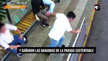 Provocaron falsas alarmas con el tótem, dañaron una parada de colectivo y terminaron detenidos