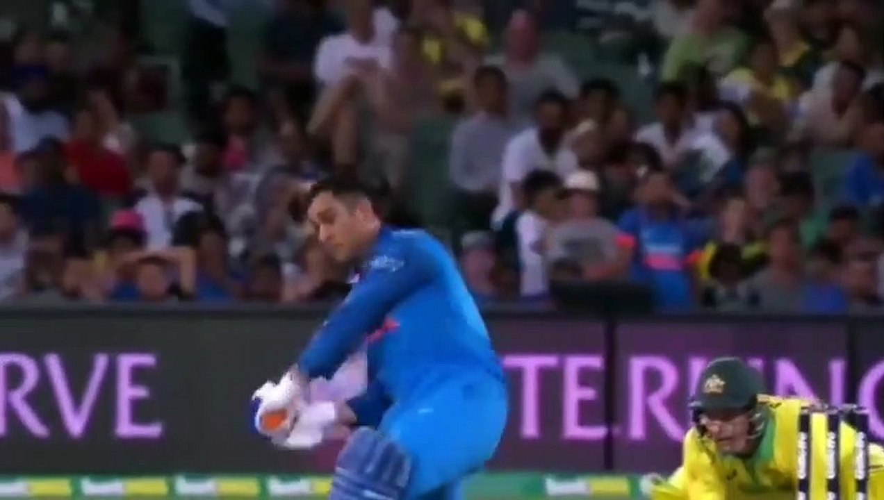 MS Dhoni's Best Hits of Career || Dhoni Hits It's SIX
