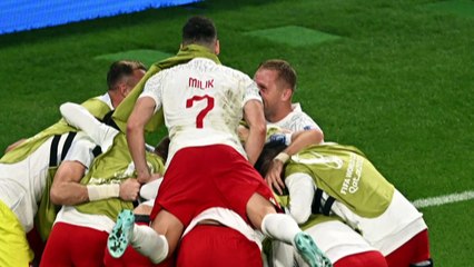 Com primeiro gol de Lewandowski em Copas, Polônia bate Arábia Saudita