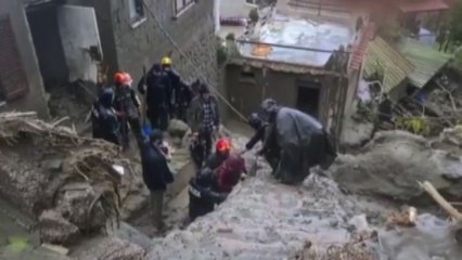 Frana Ischia, un morto accertato e una decina di dispersi