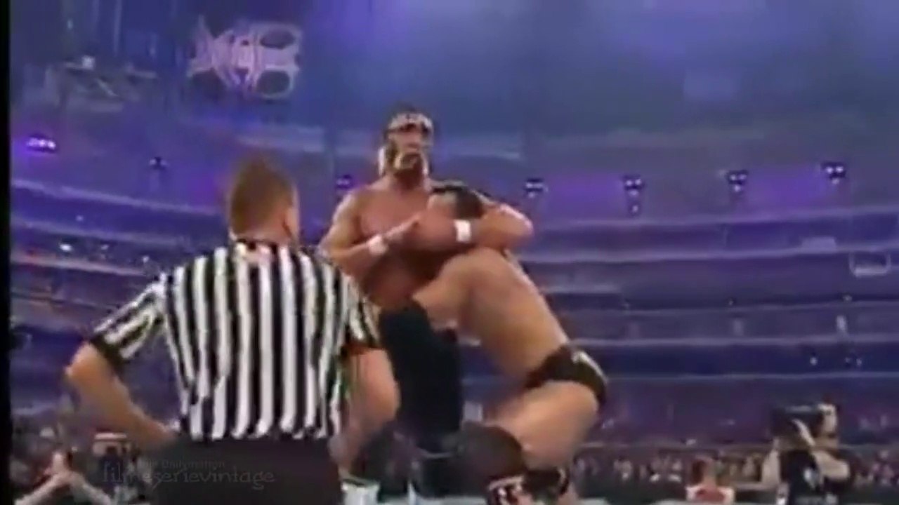 HULK HOGAN VS THE ROCK Full Match